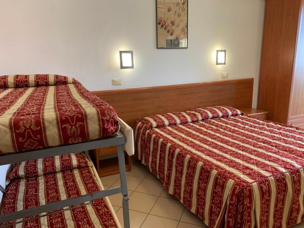 Hotel Bristol Cervia Buitenkant foto