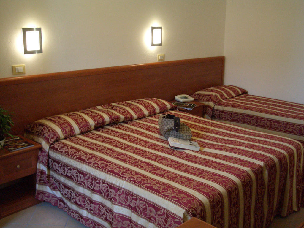 Hotel Bristol Cervia Kamer foto