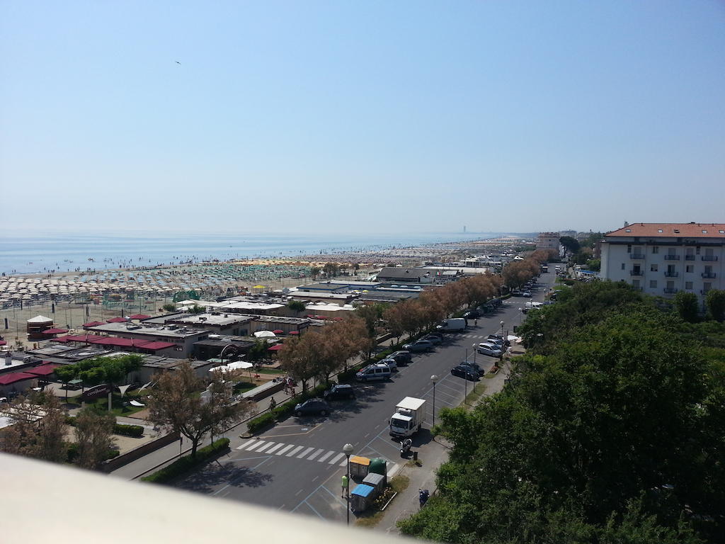 Hotel Bristol Cervia Buitenkant foto